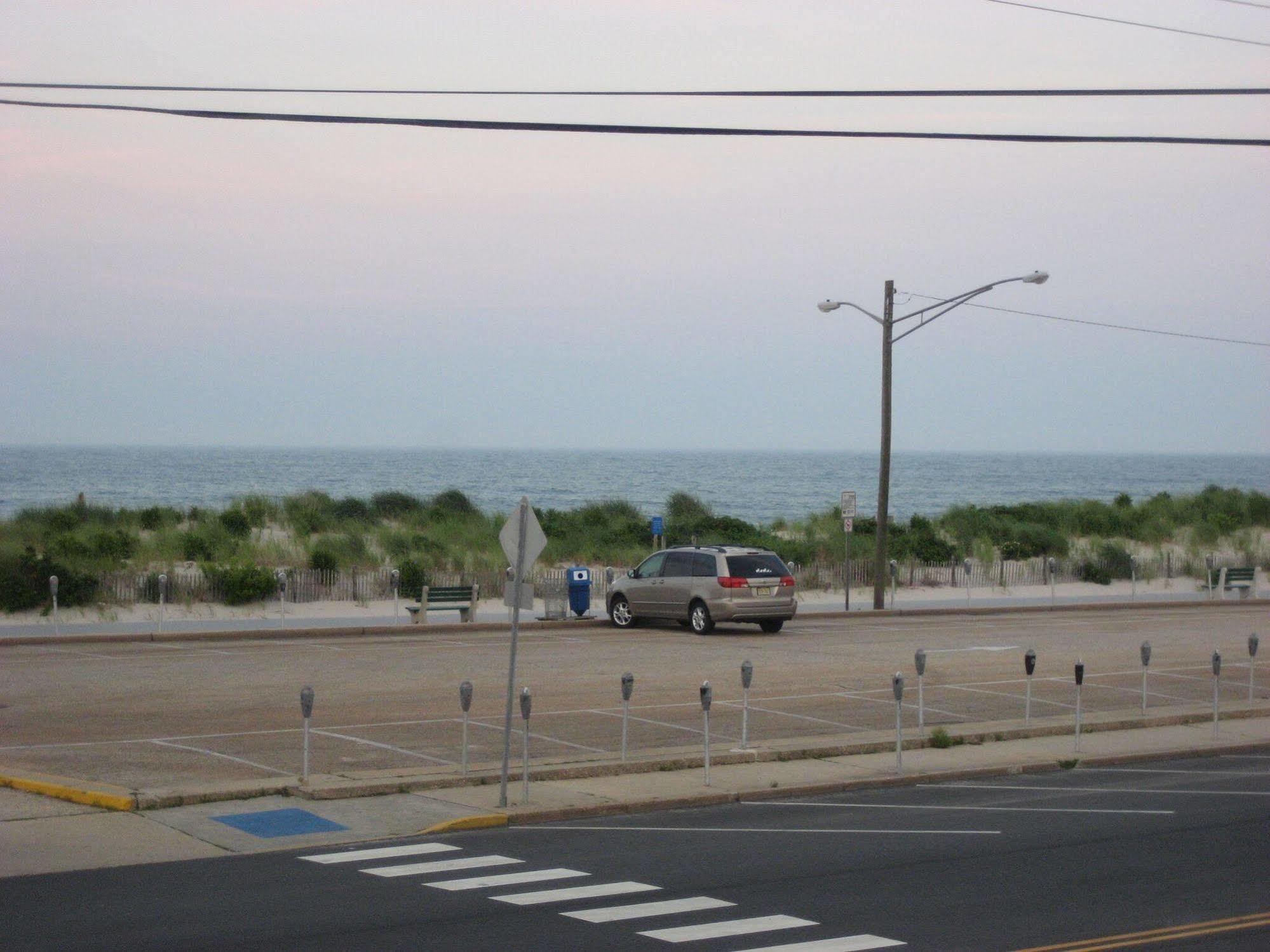 Charlroy Motel Seaside Park Esterno foto